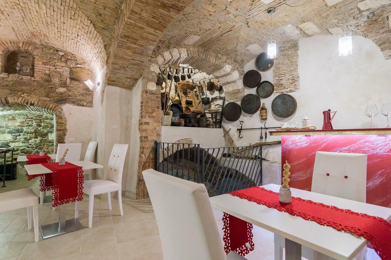 Residenza La Nivera Miglionico エクステリア 写真