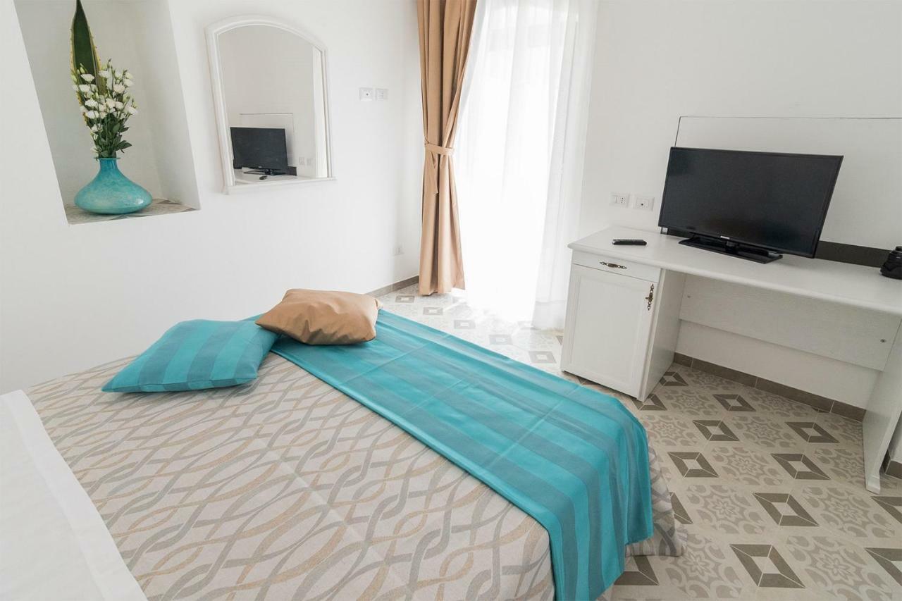 Residenza La Nivera Miglionico エクステリア 写真