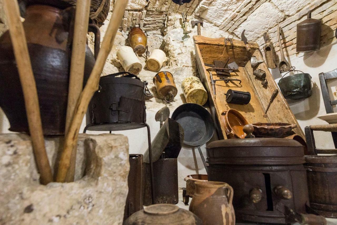 Residenza La Nivera Miglionico エクステリア 写真